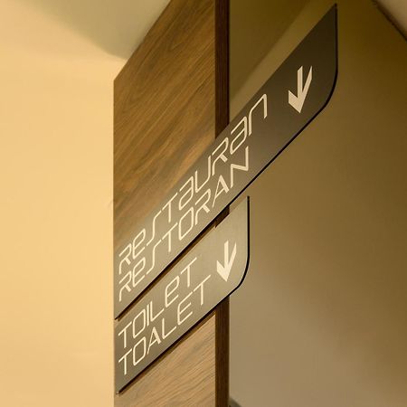 Boutique 25H By Eva Stay 018 Nis Exterior photo